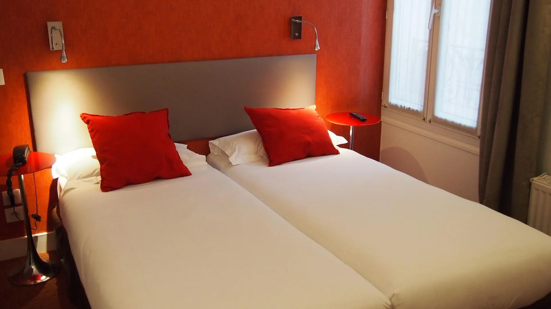 Porte De Versailles Hotel Paris 3*,