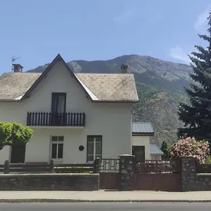 https://la-casona.hotels-rhonealpes.com