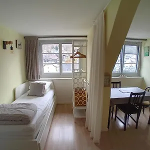 https://chalet-bruyre.midi-pyreneeshotels.com