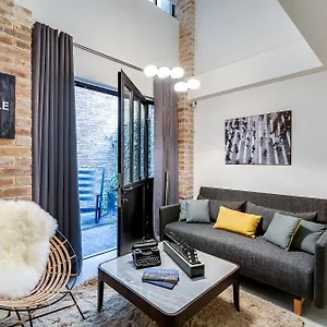 Sweett - Tardieu Apartment