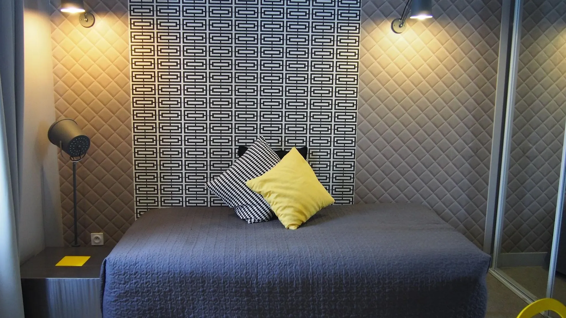Porte De Versailles Hotel París 3*,  Francia