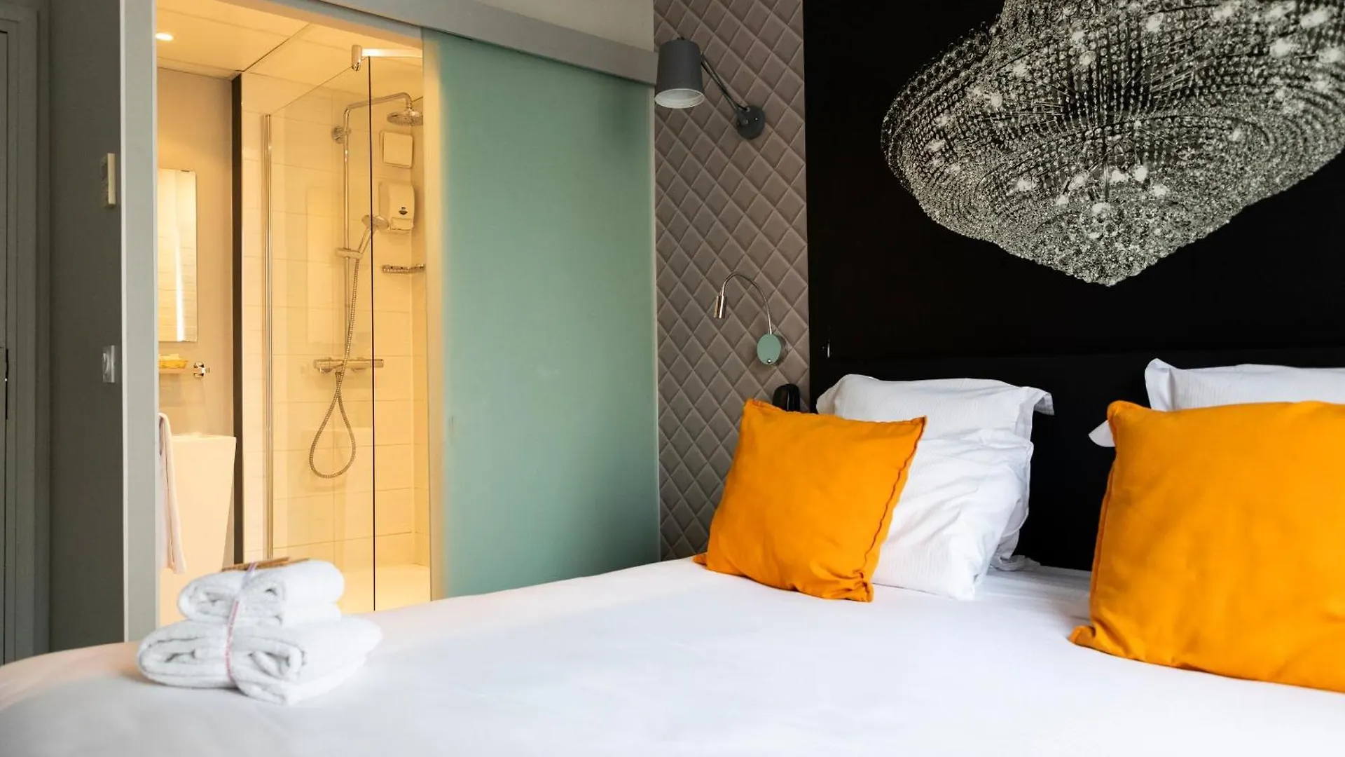 Porte De Versailles Hotel París